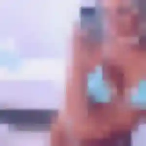 Adele, 33 ans, connectée à Aurillac pour un rencontre adulte