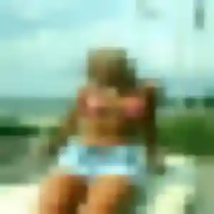 Photo exclusive de Ameline, 33 ans à Bressols - plan discret