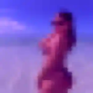 Belle Yael, 20 ans à Brive-la-Gaillarde - la contacter