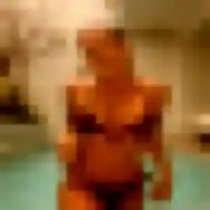 Profil de Khadija à Brives-Charensac (32 ans) - rencontre adulte anonyme