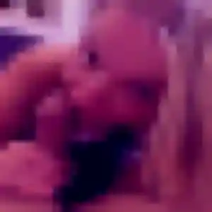 Lea de Carbon-Blanc, 19 ans - rencontre adulte discret