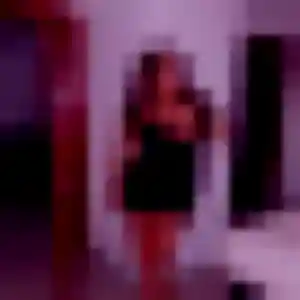 Clarisse (27 ans) à Clarensac cherche un rencontre adulte maintenant