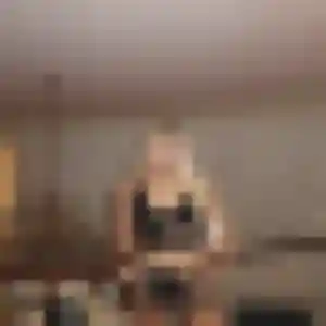 Colombe, 24 ans, connectée à Donzère pour une rencontre coquine