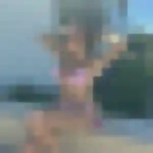 Tessa, femme de 20 ans propose rencontre adulte à Feytiat