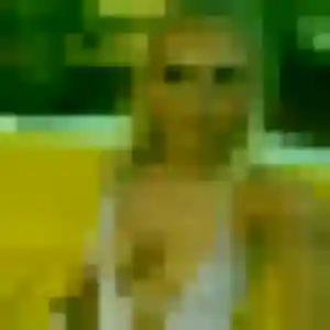 Quitterie, 21 ans, connectée à Fillière pour une rencontre coquine