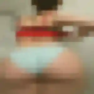 Judith (41 ans) à Gelos propose une rencontre aujourd'hui