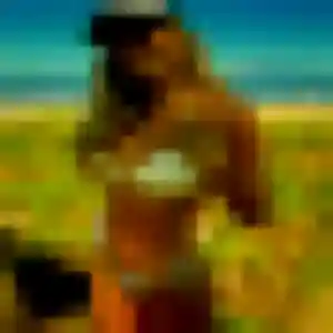 Leila, fille de 34 ans cherche rencontre adulte à Idron