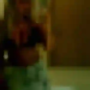 Mathilde, femme de 25 ans cherche rencontre adulte à Jarrie