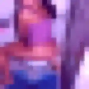 Alessandra, 38 ans, disponible à La Tour-du-Crieu pour une rencontre coquine