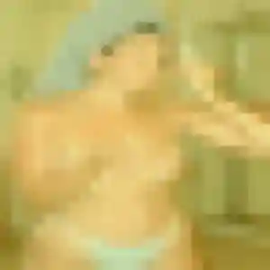 Ariane, 33 ans, cherche un rencontre adulte à Merville