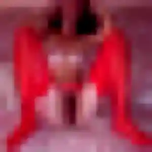 Rencontre Maeva, 21 ans à Meyzieu en privé