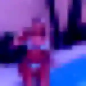 Photo privée de Tessa, 23 ans à Mours-Saint-Eusèbe - plan discret