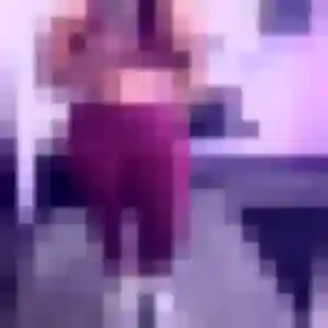 Bernadette, 25 ans, connectée à Pau pour une rencontre coquine
