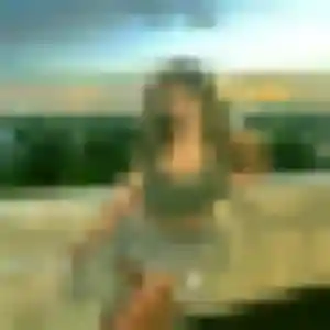 Lise, fille de 24 ans cherche rencontre adulte à Périgny