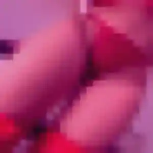 Photo de Nadia à Portes-lès-Valence (26 ans) - rencontre adulte anonyme