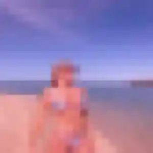 Photo de Lena à Pouillon (19 ans) - rencontre adulte gratuit