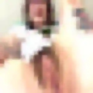 Magalie, femme de 20 ans propose rencontre adulte à Riorges