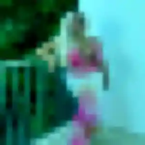 Anne-Charlotte, 30 ans, cherche un rencontre adulte à Roche-la-Molière