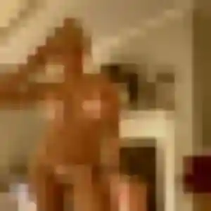 Candice de Sadirac, 25 ans - rencontre adulte discret