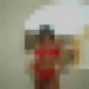 Zephyrine, fille de 25 ans veut rencontre adulte à Saint-Caprais-de-Bordeaux
