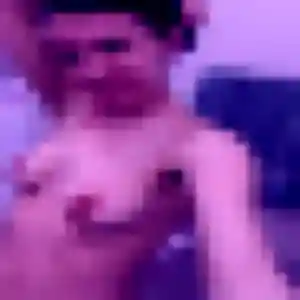 Helene, 32 ans, connectée à Saint-Georges-d'Oléron pour une rencontre coquine