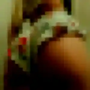 Sylviane, 32 ans, connectée à Saint-Héand pour une rencontre coquine