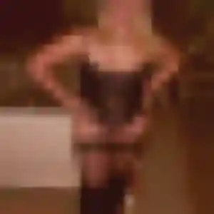 Cindy de Saint-Laurent-de-Mure, 24 ans - rencontre adulte discret