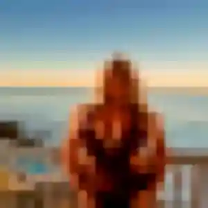 Regine (26 ans) à Saint-Savin propose un rencontre adulte maintenant
