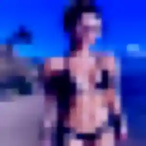 Photo de Theresa à Saint-Savin (44 ans) - rencontre adulte anonyme