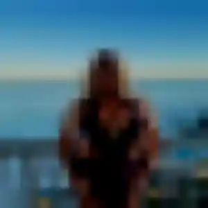 Photo de Anne-Laure à Saint-Sulpice-la-Pointe (24 ans) - rencontre adulte anonyme