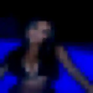 Charmante Leila, 19 ans à Sainte-Bazeille - voir sa photo