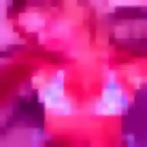 Brune, 26 ans, connectée à Sathonay-Camp pour une rencontre coquine