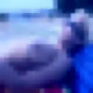 Yvette, 19 ans, connectée à Surgères pour un rencontre adulte