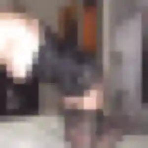 Rejoins Lena, 32 ans à Val d'Oingt en t'inscrivant
