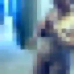 Philippine, 21 ans, connectée à Vayres pour une rencontre coquine