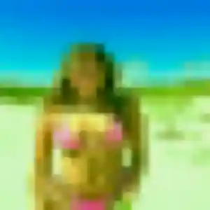 Photo de Frederique à Veigy-Foncenex (19 ans) - rencontre adulte anonyme