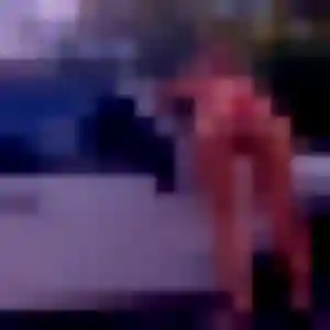 Salima, fille de 25 ans propose rencontre adulte à Vizille